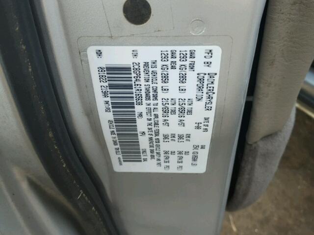 2C8GP64L61R165638 - 2001 CHRYSLER TOWN & COU SILVER photo 10