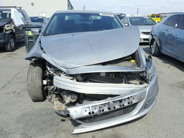 1C3CDFBB4GD538128 - 2016 DODGE DART SXT SILVER photo 9