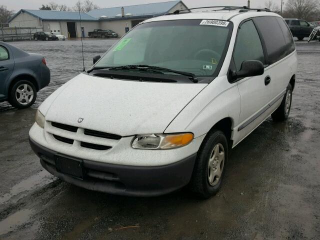 2B4FP2530WR535023 - 1998 DODGE CARAVAN WHITE photo 2