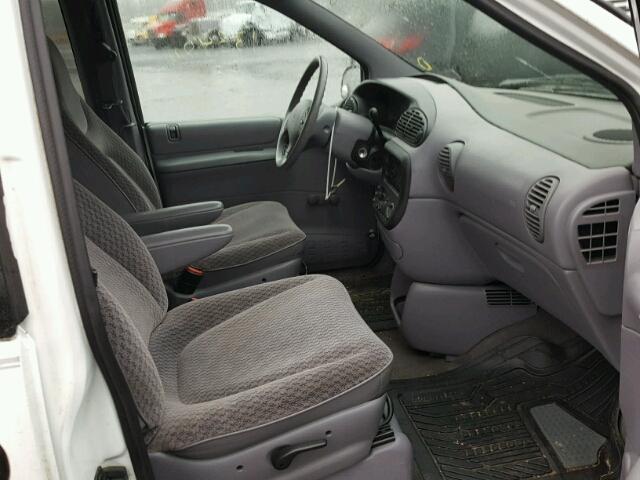 2B4FP2530WR535023 - 1998 DODGE CARAVAN WHITE photo 5