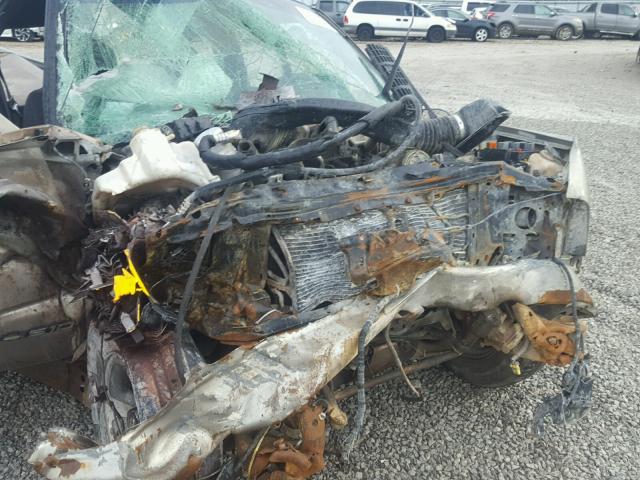 1GCCS1448W8145341 - 1998 CHEVROLET S TRUCK S1 GRAY photo 9