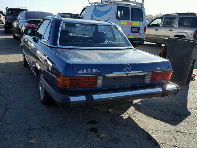 WDBBA45C3FA019630 - 1985 MERCEDES-BENZ 380 SL BLUE photo 3