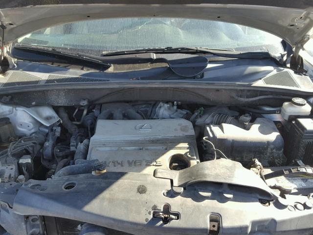 2T2GA31U94C005462 - 2004 LEXUS RX 330 SILVER photo 7