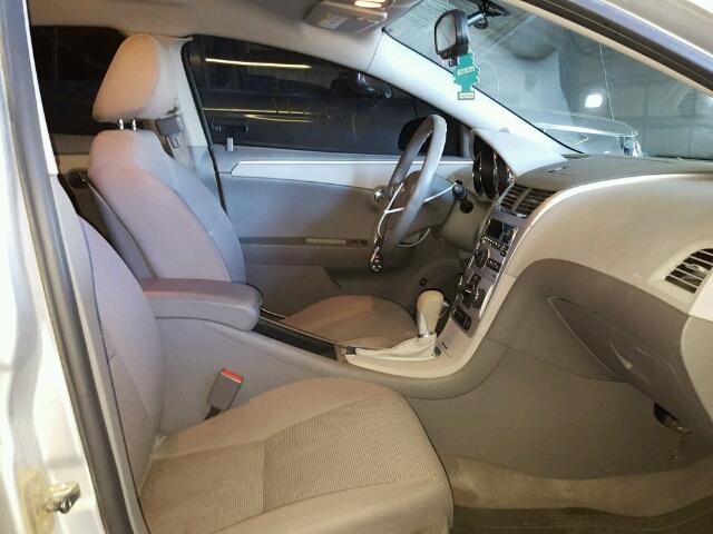 1G1ZB5E00CF204251 - 2012 CHEVROLET MALIBU LS 银色 照片 5