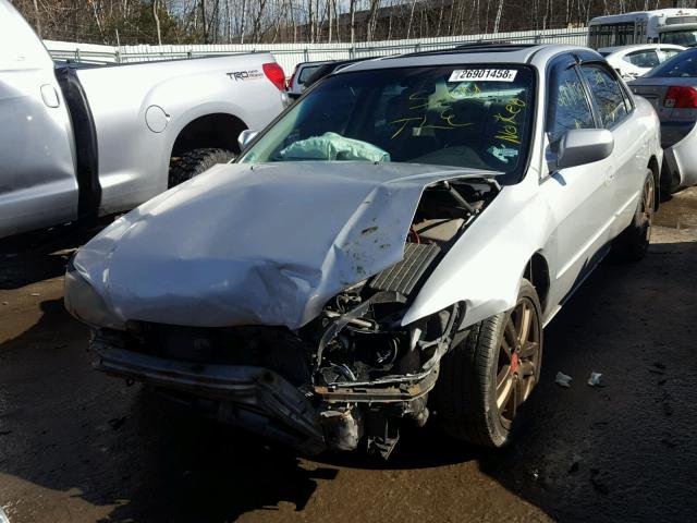 1HGCG16521A006056 - 2001 HONDA ACCORD EX SILVER photo 2