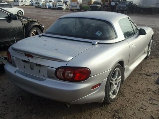 JM1NB353040403549 - 2004 MAZDA MX-5 MIATA SILVER photo 4