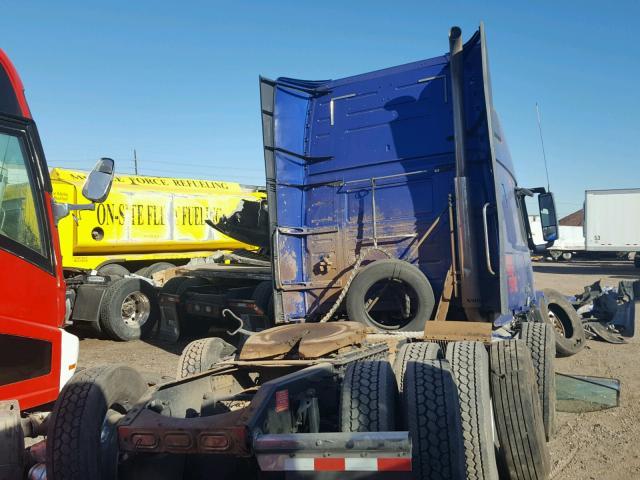 4V4NC9EJ9HN970967 - 2017 VOLVO VN VNL BLUE photo 4