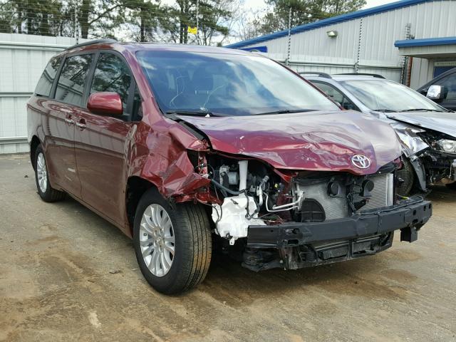 5TDYZ3DC0HS792089 - 2017 TOYOTA SIENNA XLE RED photo 1