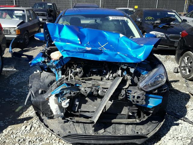 1FADP3F25FL366508 - 2015 FORD FOCUS SE BLUE photo 7