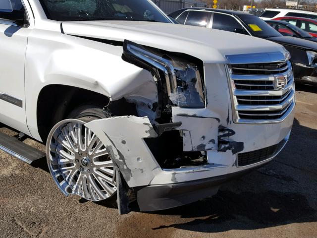 1GYS4DKJ0HR303484 - 2017 CADILLAC ESCALADE P WHITE photo 9