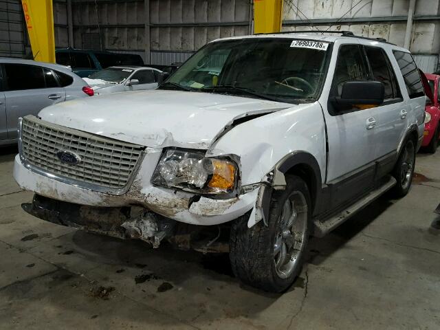 1FMFU17L73LC37278 - 2003 FORD EXPEDITION WHITE photo 2