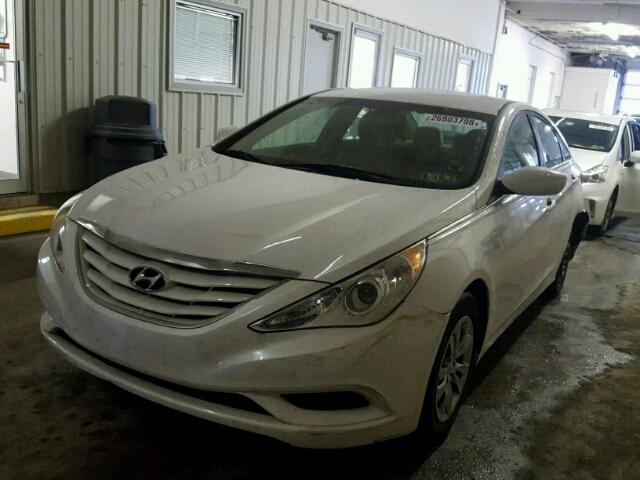 5NPEB4ACXCH334978 - 2012 HYUNDAI SONATA GLS WHITE photo 2