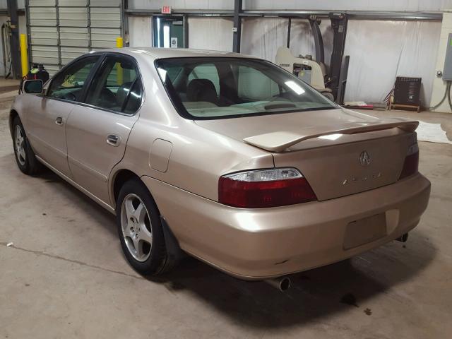 19UUA56612A045910 - 2002 ACURA 3.2TL GOLD photo 3