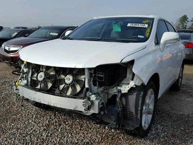 2T2ZK1BA7BC047513 - 2011 LEXUS RX 350 WHITE photo 2