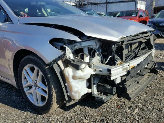 1FA6P0H73E5399834 - 2014 FORD FUSION SE SILVER photo 9