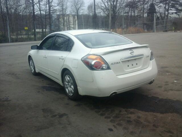 1N4AL21E19N473266 - 2009 NISSAN ALTIMA 2.5 WHITE photo 3