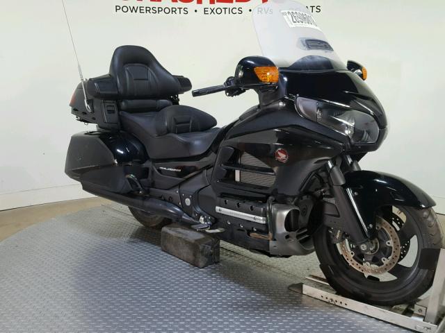 JH2SC68N4GK200078 - 2016 HONDA GL1800 ABS BLACK photo 2