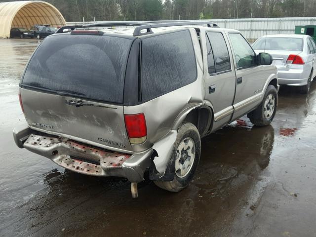 1GNDT13W82K200816 - 2002 CHEVROLET BLAZER BEIGE photo 4