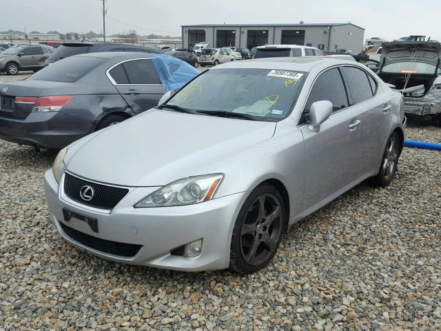 JTHBK262772051628 - 2007 LEXUS IS 250 SILVER photo 2