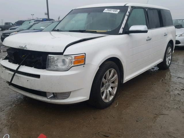 2FMEK63C89BA68840 - 2009 FORD FLEX LIMIT WHITE photo 2