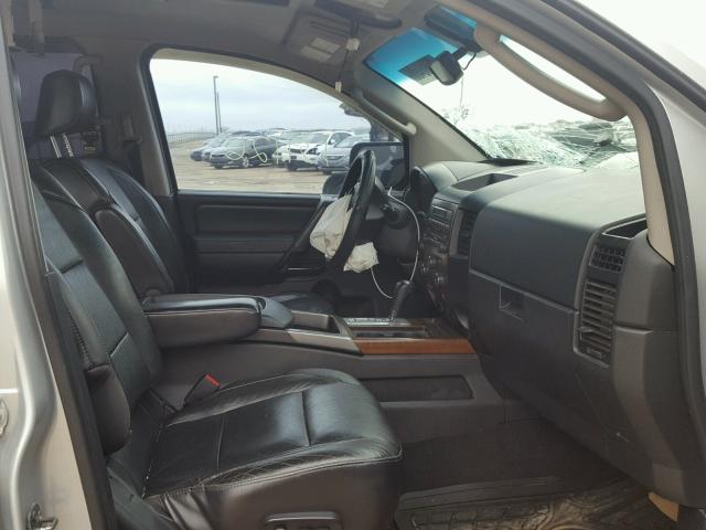 1N6BA07D49N307859 - 2009 NISSAN TITAN XE SILVER photo 5