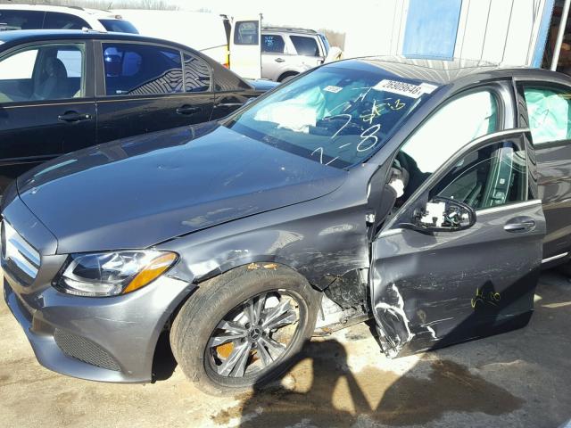 55SWF4JB8JU244643 - 2018 MERCEDES-BENZ C 300 GRAY photo 9