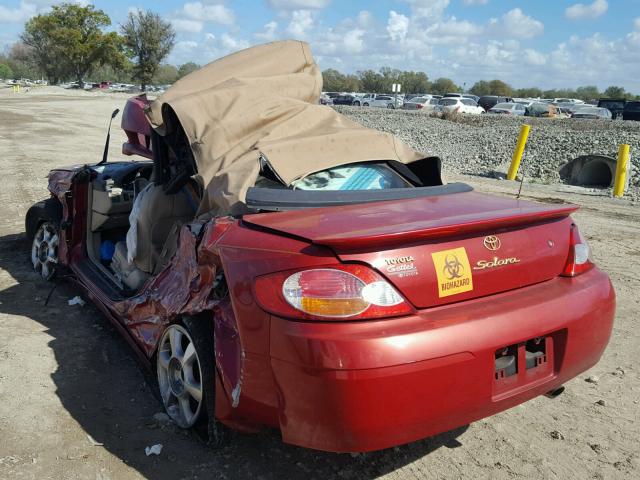 2T1FF28P52C593496 - 2002 TOYOTA CAMRY SOLA RED photo 3