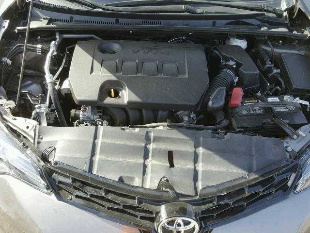 5YFBURHE6HP615798 - 2017 TOYOTA COROLLA L GRAY photo 7