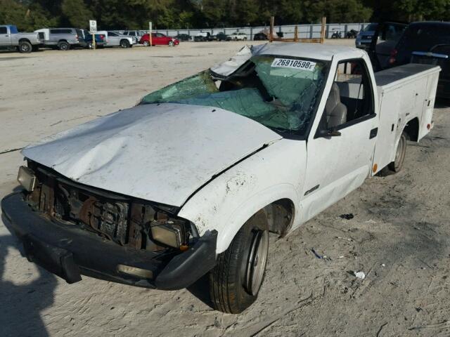 1GCCS1443VK214289 - 1997 CHEVROLET S TRUCK S1 WHITE photo 2