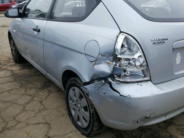 KMHCM36C99U105559 - 2009 HYUNDAI ACCENT GS SILVER photo 9