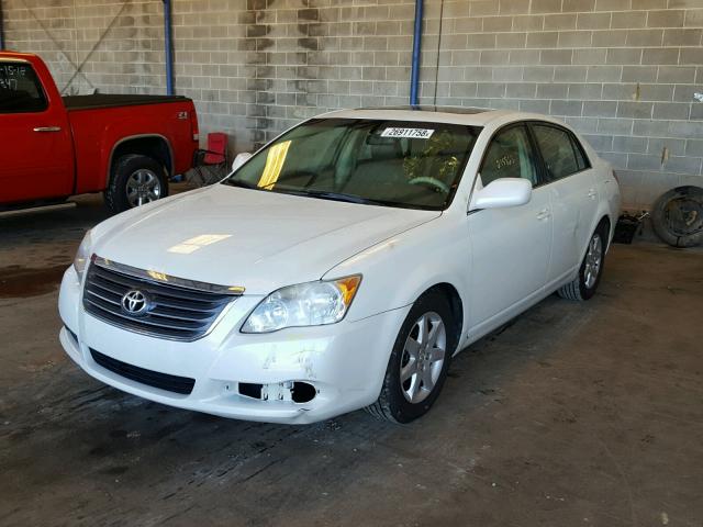 4T1BK36B68U297126 - 2008 TOYOTA AVALON XL WHITE photo 2