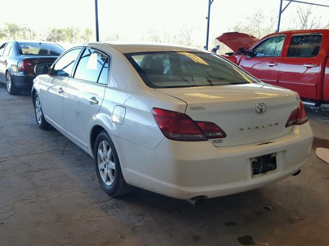 4T1BK36B68U297126 - 2008 TOYOTA AVALON XL WHITE photo 3