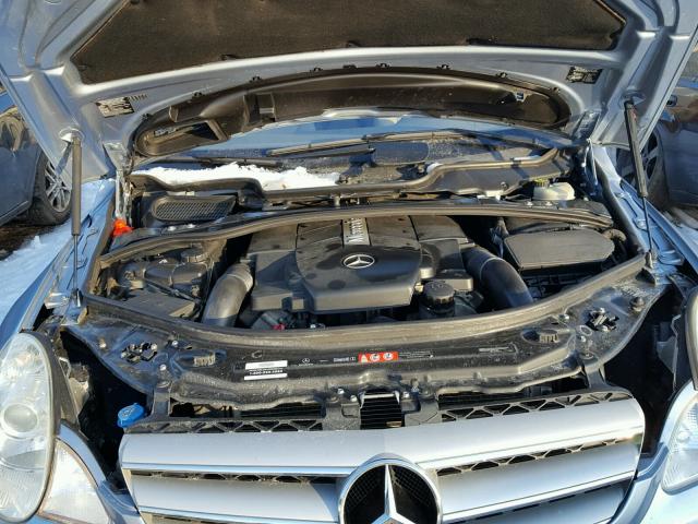 4JGCB75E66A016433 - 2006 MERCEDES-BENZ R 500 SILVER photo 7