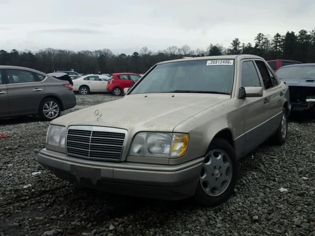 WDBEA32E2SC163679 - 1995 MERCEDES-BENZ E 320 BASE TAN photo 2