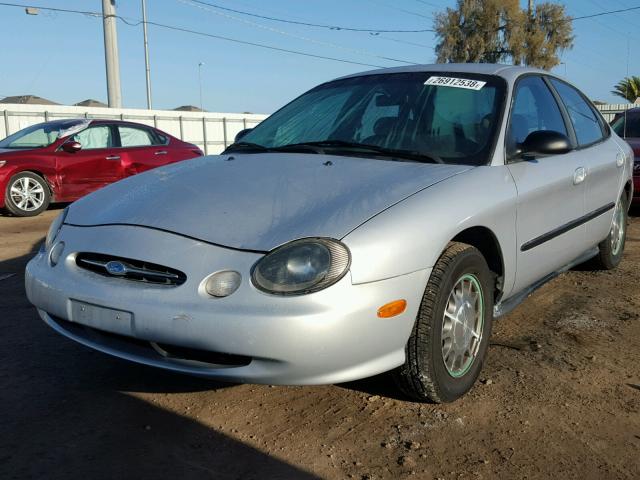 1FAFP52U4XA120820 - 1999 FORD TAURUS LX SILVER photo 2