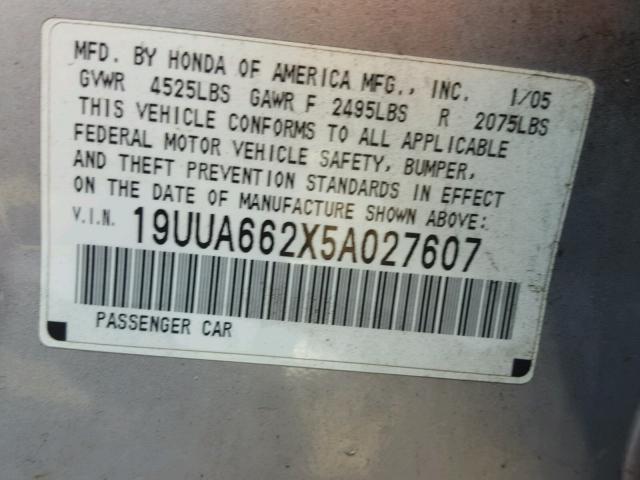 19UUA662X5A027607 - 2005 ACURA TL SILVER photo 10