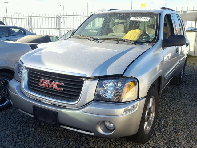 1GKDT13S042444537 - 2004 GMC ENVOY SILVER photo 2