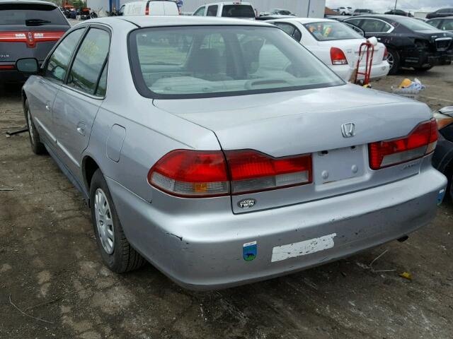 1HGCF86622A108270 - 2002 HONDA ACCORD VAL SILVER photo 3