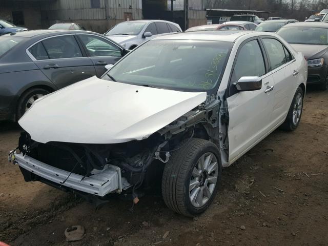 3LNHL2JC6CR812823 - 2012 LINCOLN MKZ WHITE photo 2