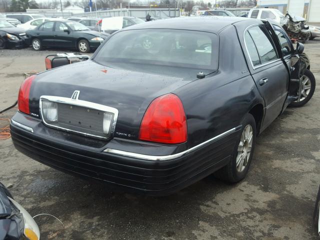 1LNHM84W67Y622596 - 2007 LINCOLN TOWN CAR E BLACK photo 4