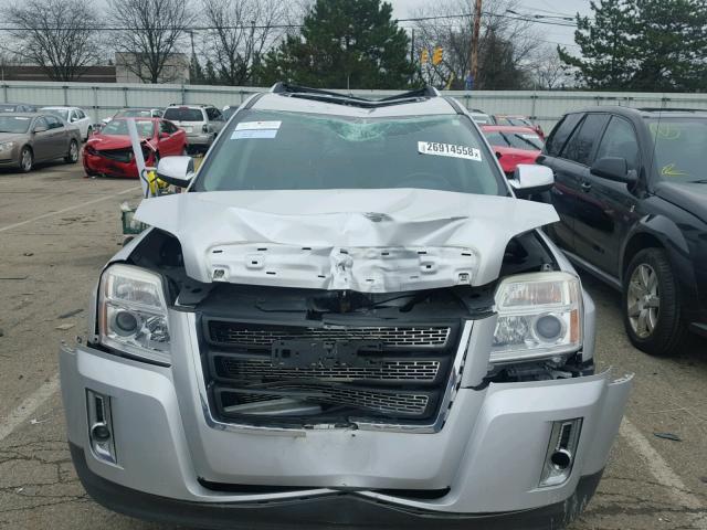 2CTFLJEW6A6302510 - 2010 GMC TERRAIN SL GRAY photo 9