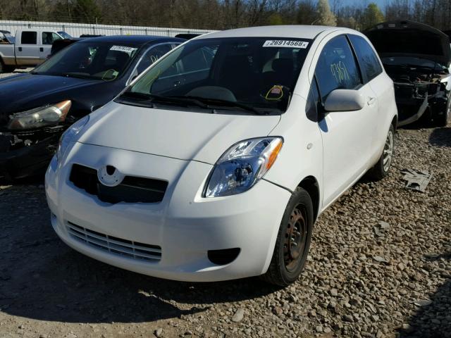 JTDJT923X75127651 - 2007 TOYOTA YARIS WHITE photo 2