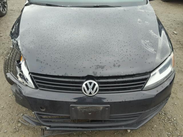 3VWDZ7AJ6BM374312 - 2011 VOLKSWAGEN JETTA SE BLACK photo 7