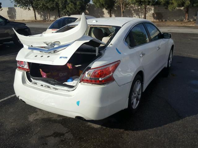 1N4AL3AP4DC297423 - 2013 NISSAN ALTIMA 2.5 WHITE photo 4