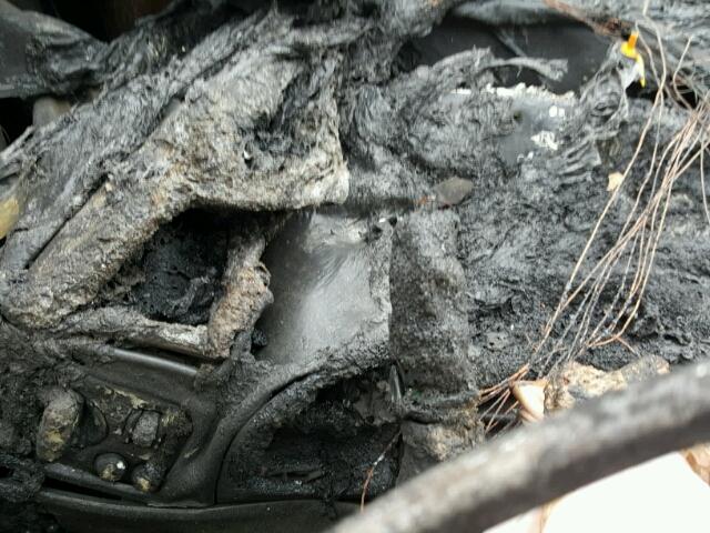 1GCHTDFPXB8128241 - 2011 CHEVROLET COLORADO L RED photo 8