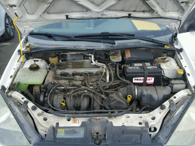 1FAFP38Z73W301818 - 2003 FORD FOCUS ZTS WHITE photo 7