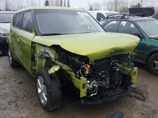 KNDJN2A28G7832351 - 2016 KIA SOUL GREEN photo 1