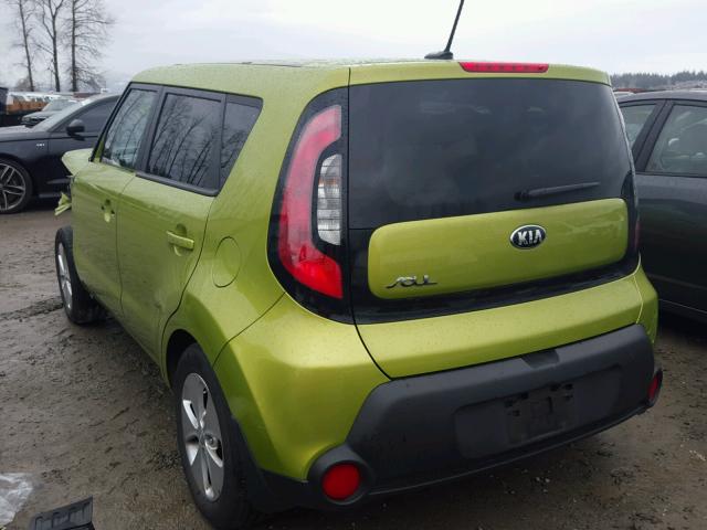 KNDJN2A28G7832351 - 2016 KIA SOUL GREEN photo 3