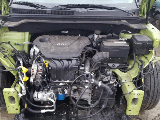 KNDJN2A28G7832351 - 2016 KIA SOUL GREEN photo 7