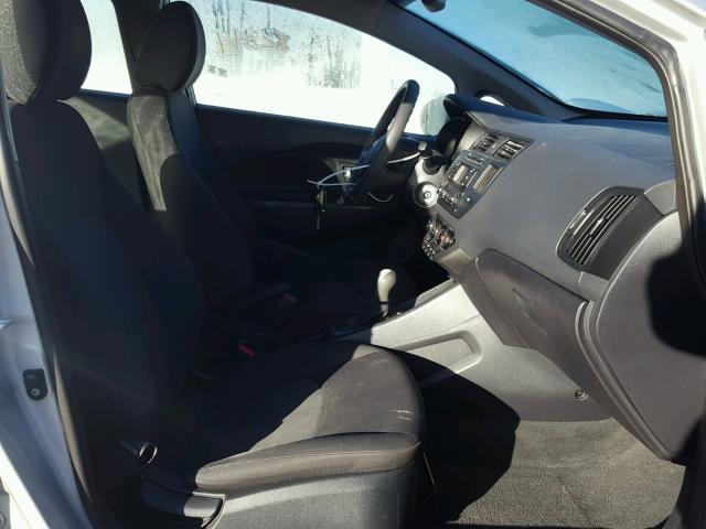 KNADM4A32D6284219 - 2013 KIA RIO LX Արծաթագույն լուսանկար 5